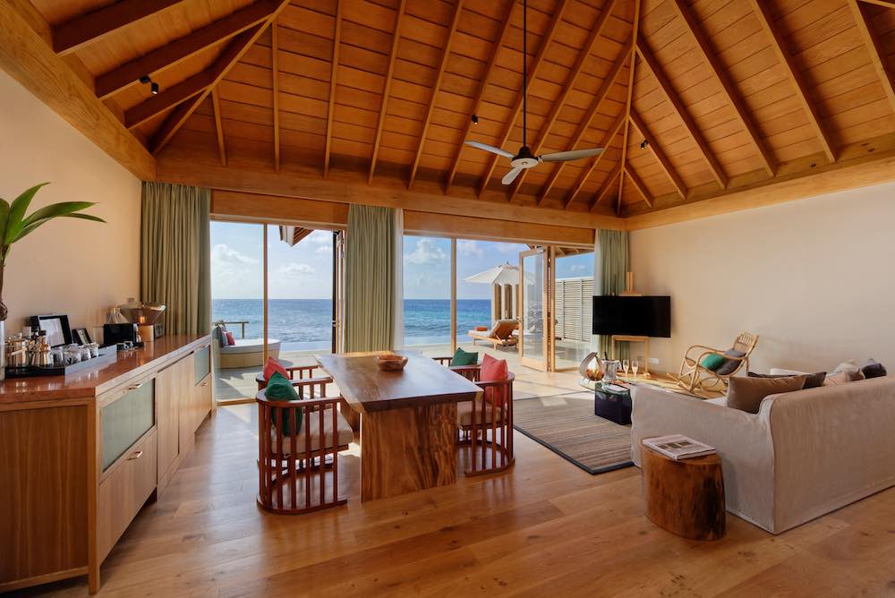 Superior Water Villa with Pool photo 23